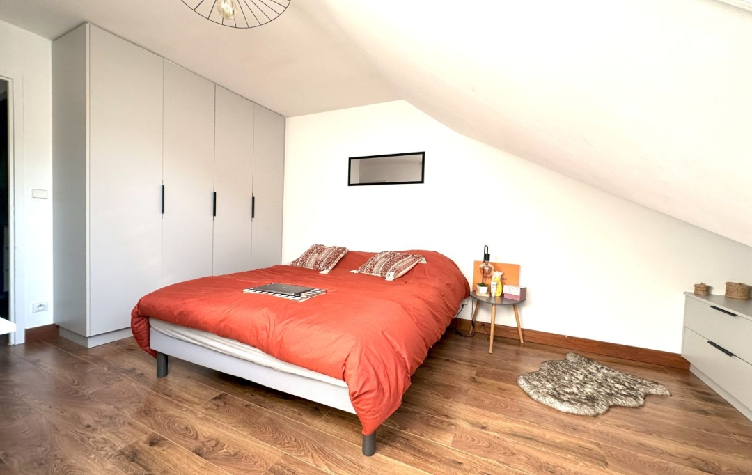 AMJ IMMO : Appartement | EPAGNY-METZ-TESSY (74370) | 46 m2 | 1 024 € 